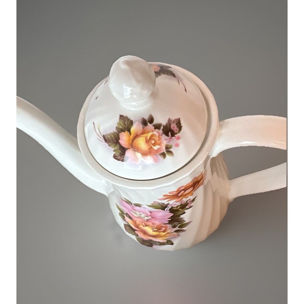 Porcelain Vintage Lidded Tea Pot Coffee Pot Made In England Roses 8" Tall - Picture 5 of 9